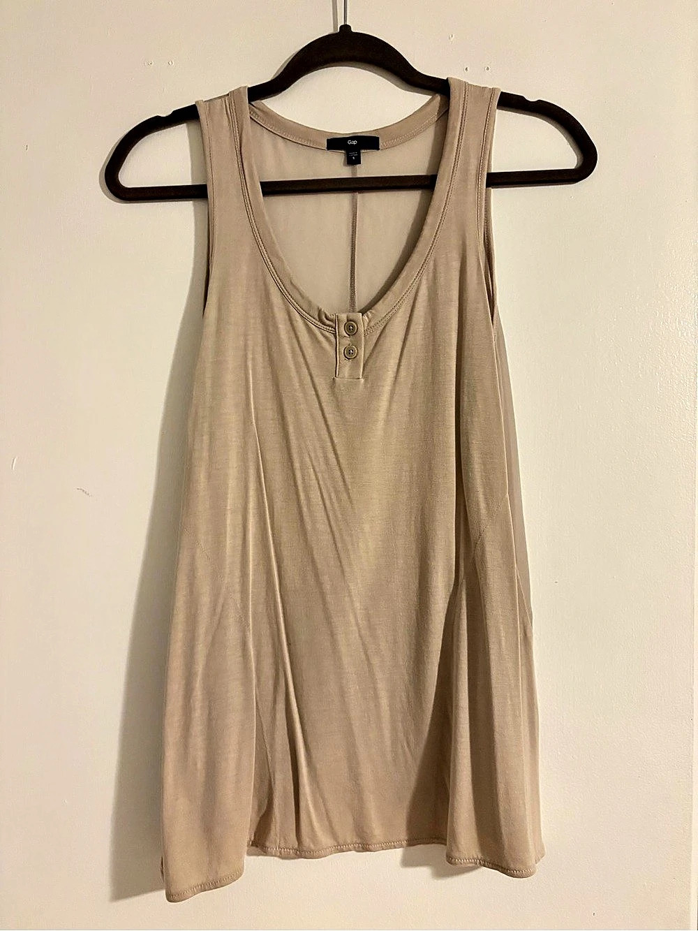 Gap Sleeveless Henley Tank in Beige Size Small